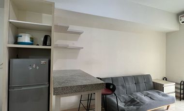 Turun Harga !! Dijual Murah Apartemen Springlake 2BR Summarecon Bekasi. Full Furnish