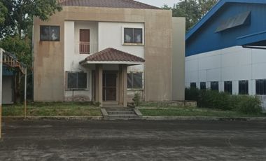 Sewa Pabrik 5000 meter Halaman Luas dekat Pintu Tol Japek 2 Karawang