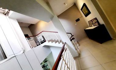 Dijual Rumah Keren 4 Lantai Siap Huni Di Kebayoran Bintaro Sektor 7