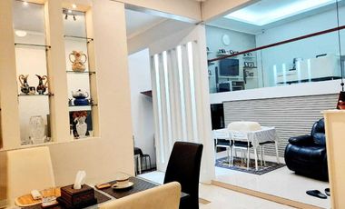 Dijual Rumah Keren 4 Lantai Siap Huni Di Kebayoran Bintaro Sektor 7