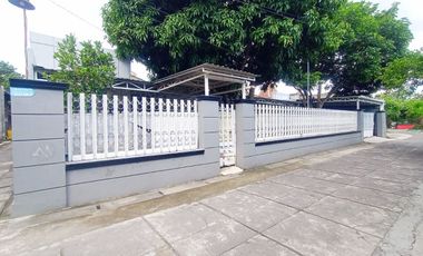 Rumah Luas Tengah Kota Strategis Dekat Stadion Manahan