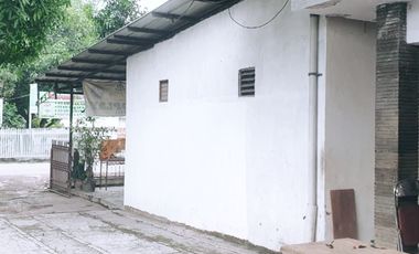 Rumah di sayap jalan Cipto kita Cirebon cocok buat kantor/usaha