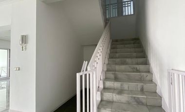 For Rent a Beautiful Compound in Kemang Jakarta Selatan