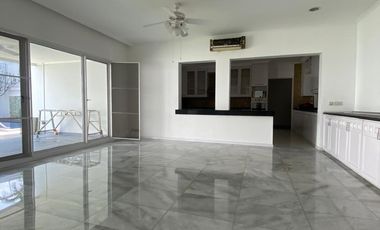 For Rent a Beautiful Compound in Kemang Jakarta Selatan