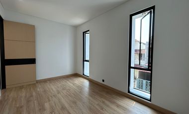 Dijual Rumah Baru Siap Huni di Camar  Sektor 3 Bintaro Jaya