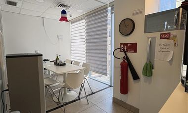 Oficina en Arriendo en Alfredo Barros Errázuriz 1900