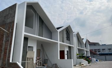 Rumah Skandinavian lokasi Strategis di Bosstania Sapen