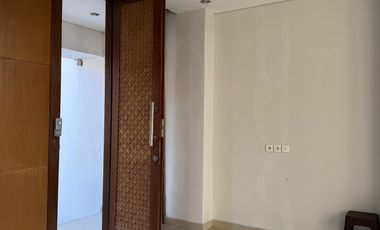 JUAL CEPAT RUMAH STRATEGIS FURNISHED with POOL NUSA DUA BADUNG BALI