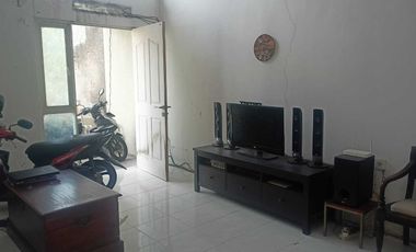 Dikontrakkan Rumah Sidoarjo Full Furnish di Perum Valencia