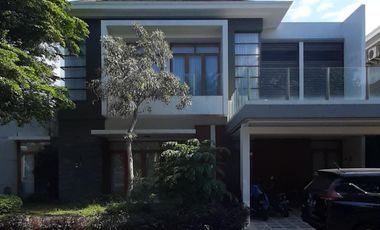 Disewa Rumah Full Furnished Kawasan Eksklusif di Taman Palagan Asri 3