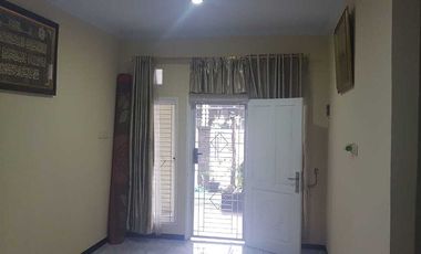 Dijual Rumah Terawat Dekat ke RS. Primaya Galuhmas Karawang