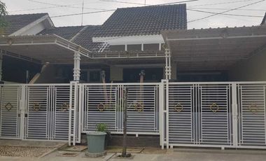 Dijual Rumah Terawat Dekat ke RS. Primaya Galuhmas Karawang