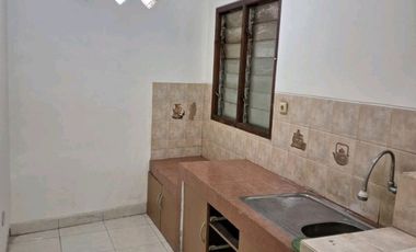 Rumah Di Tki 3 Siap Huni, Taman Kopo Indah Ref.04996