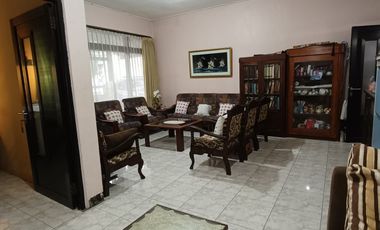 Rumah Jl. Sriwijaya Bandung Bagus Siap Huni