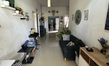 Rumah rapi siap huni di Villa mutiara gading 2 Bekasi