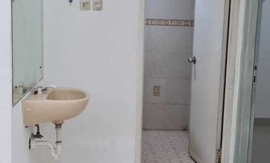 DISEWAKAN CEPAT RUMAH 1,4LANTAI CITRA GARDEN 5 BARU RENOVASI