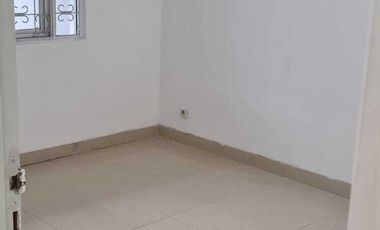 DISEWAKAN CEPAT RUMAH 1,4LANTAI CITRA GARDEN 5 BARU RENOVASI