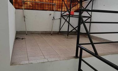 DISEWAKAN CEPAT RUMAH 1,4LANTAI CITRA GARDEN 5 BARU RENOVASI