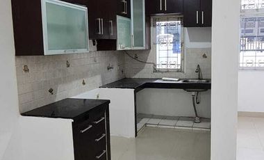 DISEWAKAN CEPAT RUMAH 1,4LANTAI CITRA GARDEN 5 BARU RENOVASI