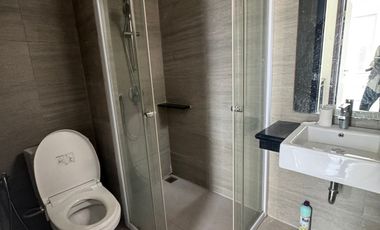 Disewakan murah rumah pik 2 uk 4.5x10 inc 2ac siap huni