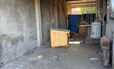 VENTA DE CASA 4 AMBIENTES CON COCHERA EN FLORENCIO VARELA