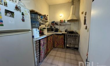 VENTA DE CASA 4 AMBIENTES CON COCHERA EN FLORENCIO VARELA