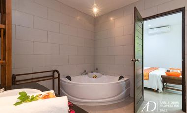 FREEHOLD 2 UNITS OF VILLAS MODERN BALINESE ARCHITECTURE