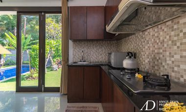 FREEHOLD 2 UNITS OF VILLAS MODERN BALINESE ARCHITECTURE