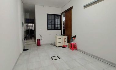 Rumah Mewah Dan Luas Araya