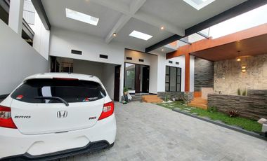 Rumah Mewah Minimalis Araya