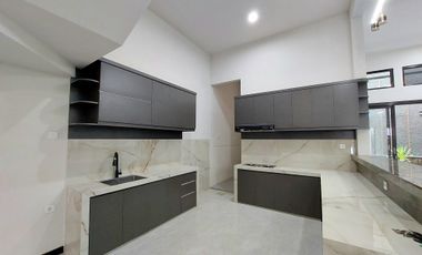 Rumah Mewah Minimalis Araya