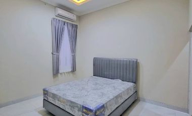 Rumah Baru Semi Furnished Dalam Townhouse Area Jakarta Selatan