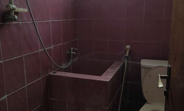 Rumah 2 Lt Bagus Terawat Strategis di Solo