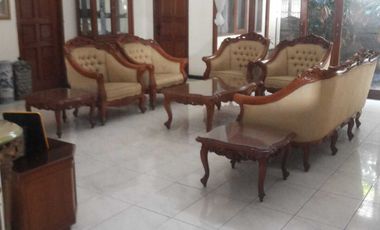 Rumah besar bagus Di cijaura buah batu