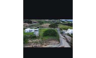 VENDO LOTE ENTRE CERRITOS Y CARTAGO