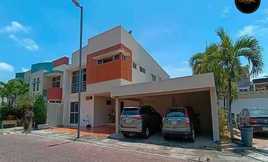 Casa de venta en Bello horizonte- Vía a la Costa  – código:22022