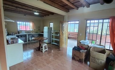 Casa de arriendo en Via Zhullin Solano  – código:22003