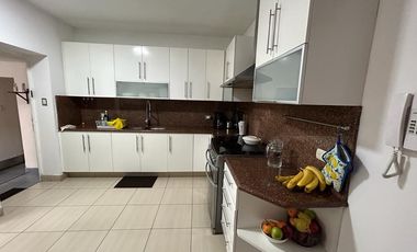 Casa Moderna En Zona Exclusiva En San Isidro Cerca al Golf