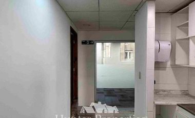 Oficina en Arriendo en Teatinos / Huerfanos