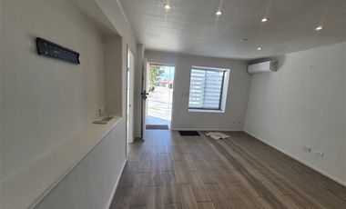 Casa en Arriendo en Condominio los solares