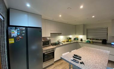 Casa en Arriendo en Condominio los solares