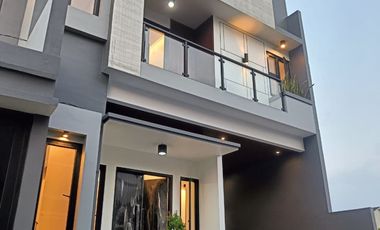 Rumah Baru Dalam Cluster Tanjung Jakarta Selatan