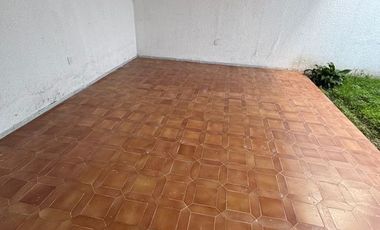 Casa para uso habitacional o comercial López Mateos y Manuel Acuña (Lomas de Guevara)