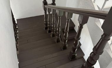 Casa para uso habitacional o comercial López Mateos y Manuel Acuña (Lomas de Guevara)