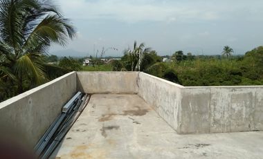 Dijual/Dikontrakkan Rumah 3 Lantai
