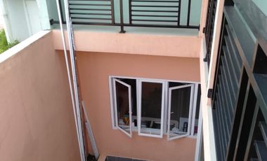 Dijual/Dikontrakkan Rumah 3 Lantai