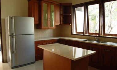 Disewakan Rumah Besar Siap Huni di Kemang Timur Jakarta Selatan