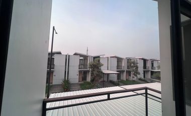 RUMAH 2 LANTAI FULL BANGUNAN DI CENDANA ESSENCE LIPPO KARAWACI