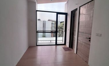 RUMAH 2 LANTAI FULL BANGUNAN DI CENDANA ESSENCE LIPPO KARAWACI