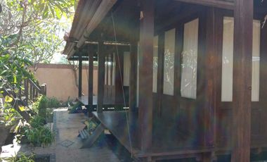 Rumah Joglo Asri View Sawah di Sanur Bali